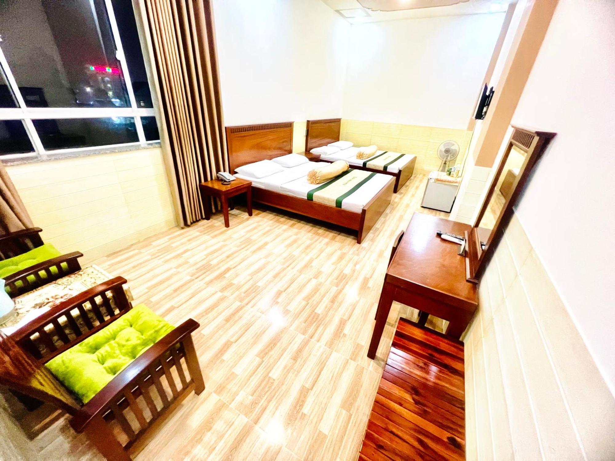 Xuan Huynh 3 Hotel Soc Trang Εξωτερικό φωτογραφία